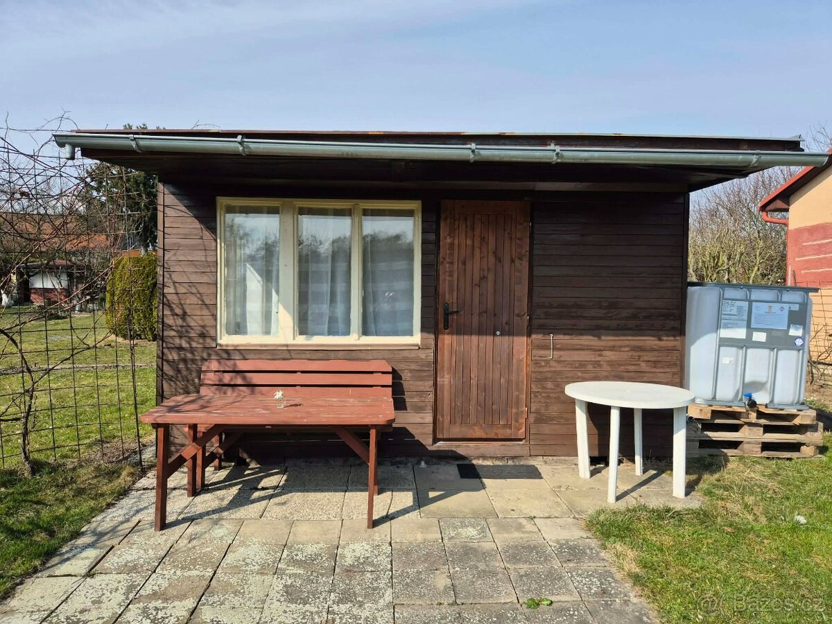 Vyměním byt a zahradu - 2