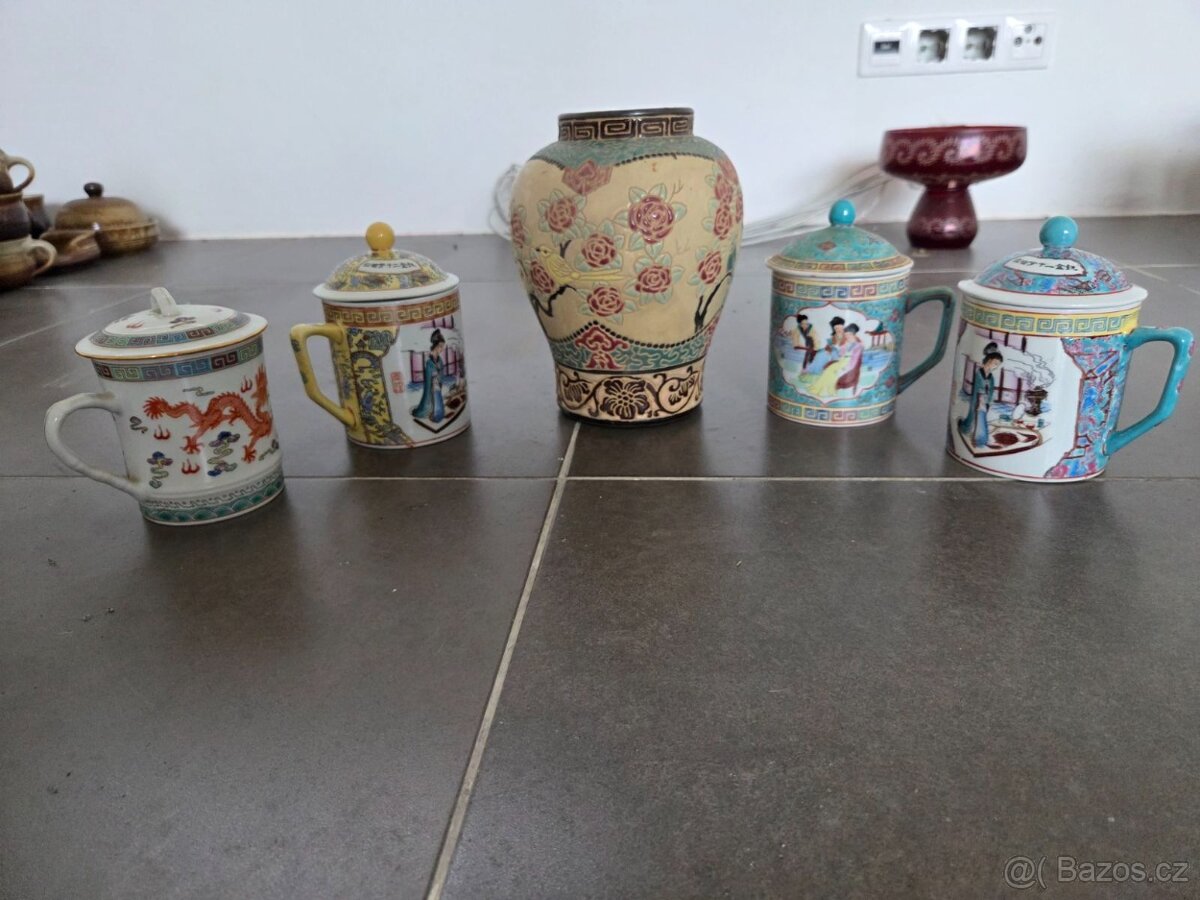 Vázy, hrnky, různé - 2
