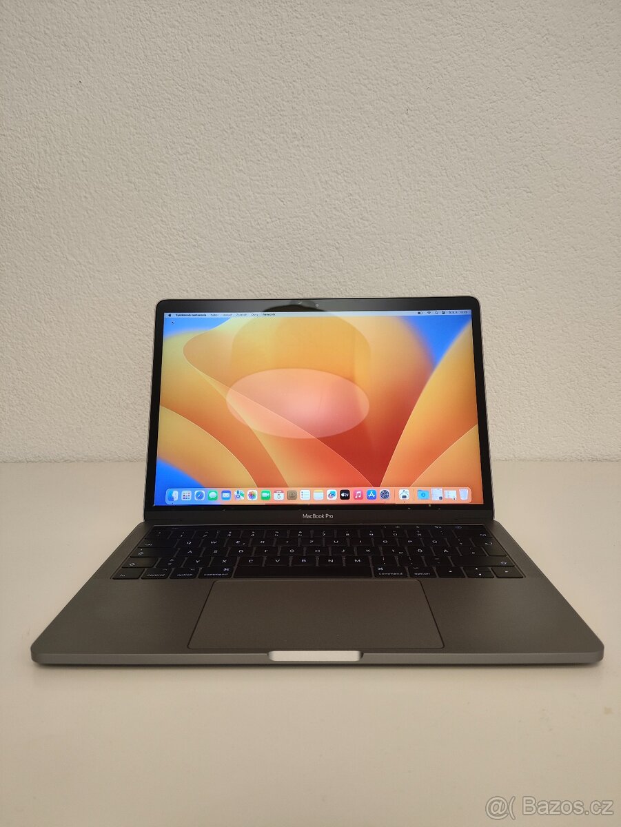 MacBook Pro 13 2017 | i5 • 8GB • 256GB - 2