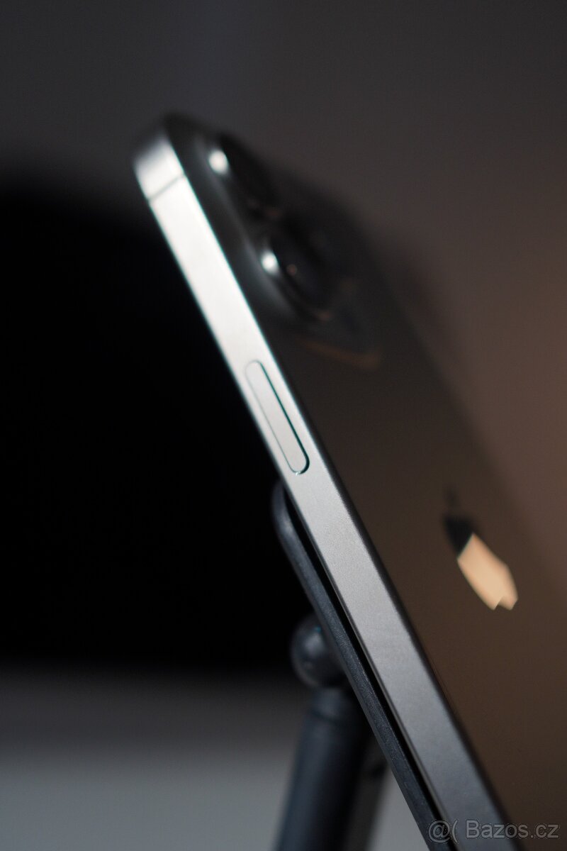 iPhone 15 Pro Max 256 GB - 2