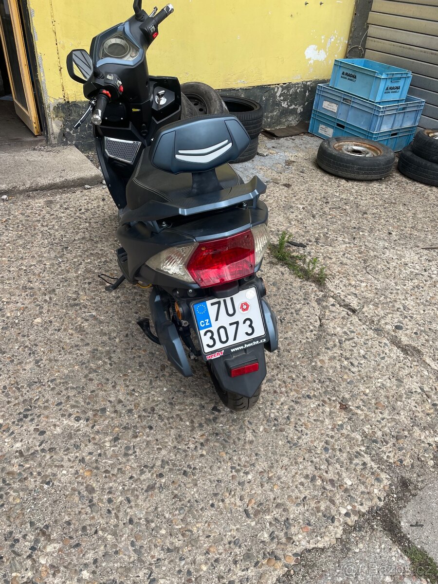 Elektroskutr Hecht - 2