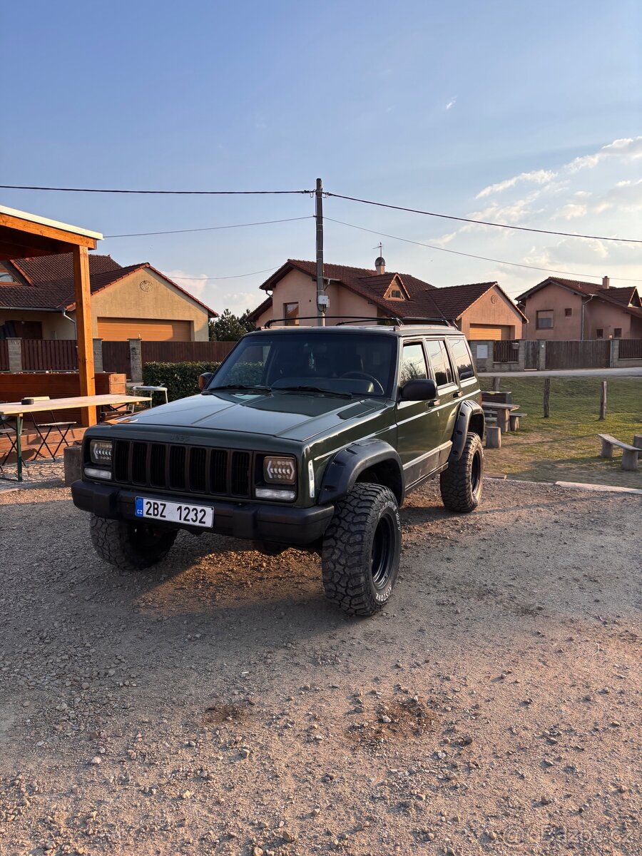 Jeep xj cherokee - 2