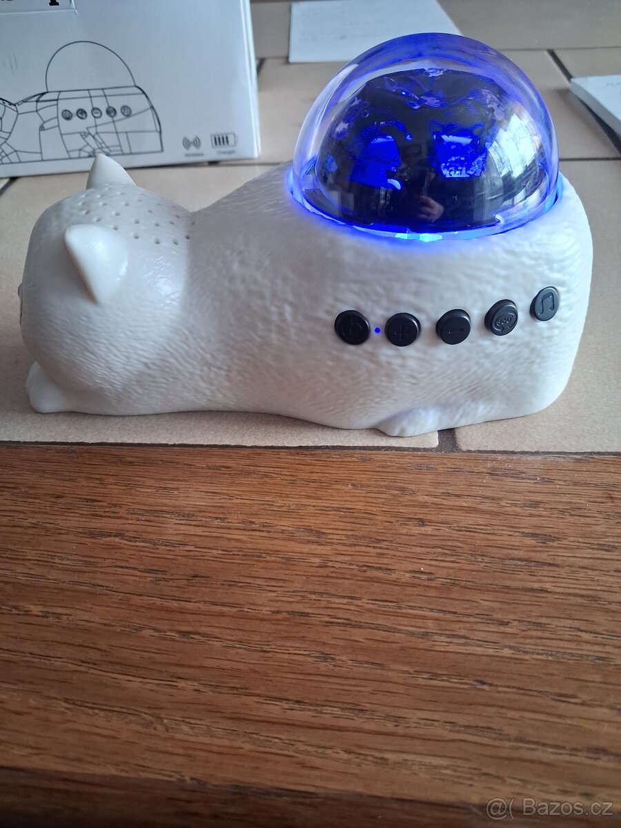 Bezdrátový reproduktor s projektorem kočička - 2