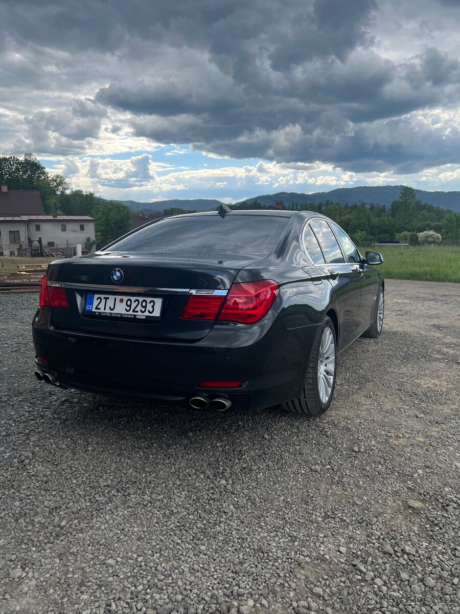Prodám BMW 740d x-drive - 2