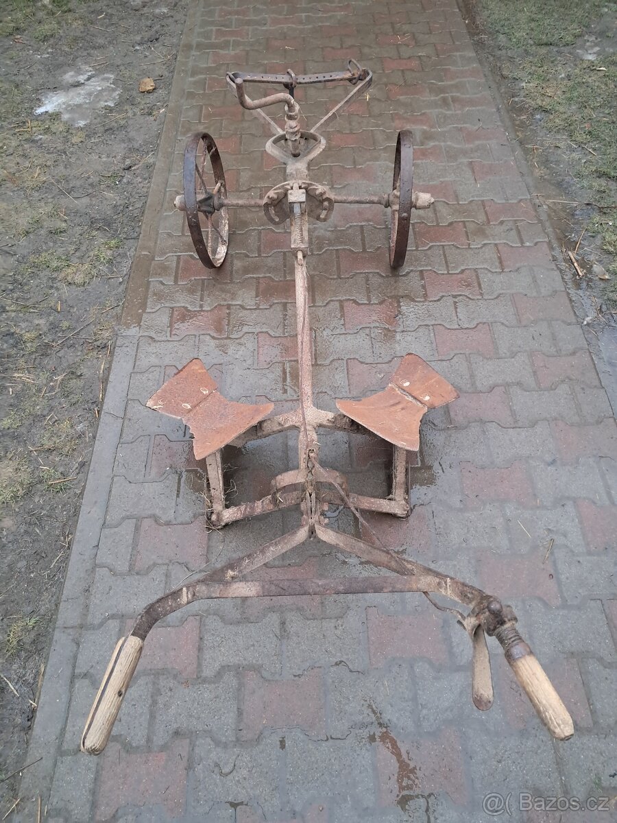 Pluh obracák za koně - 2