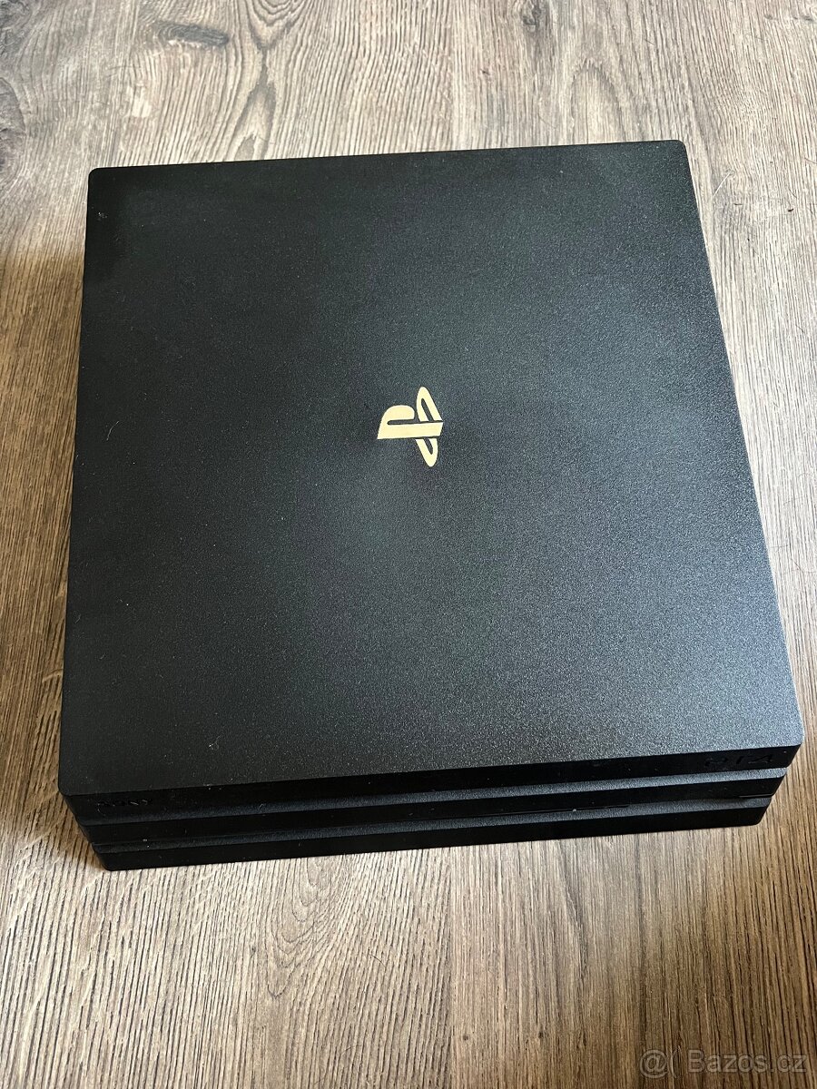 PS4 PRO 1 TB - 2