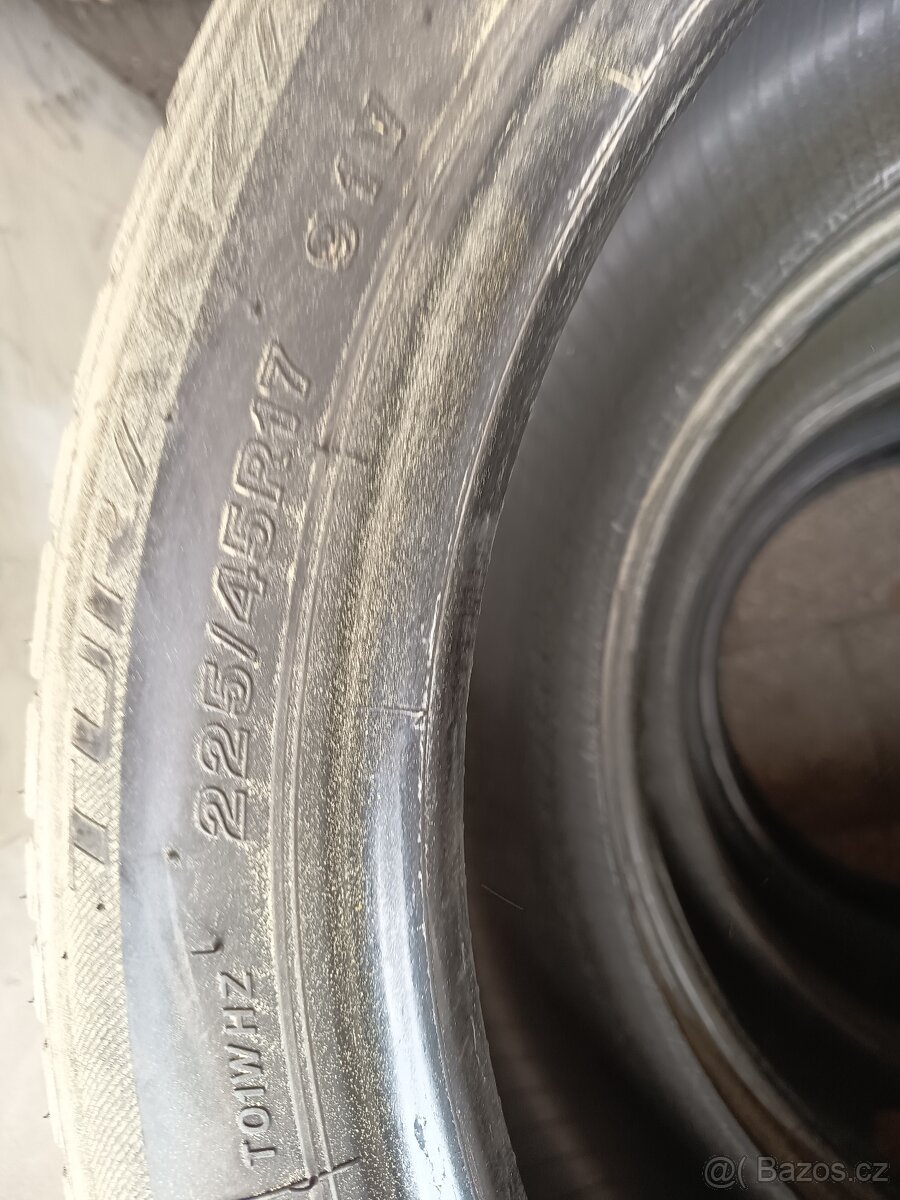 225/45R17 letní - 2