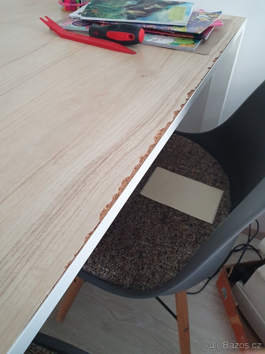 Jidelni stul IKEA Vihals - 2