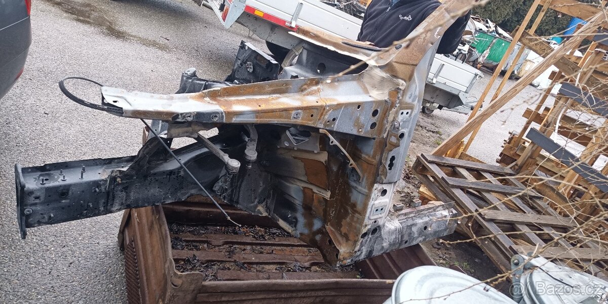 Audi Q5 80a levá přední čtvrtka - 2