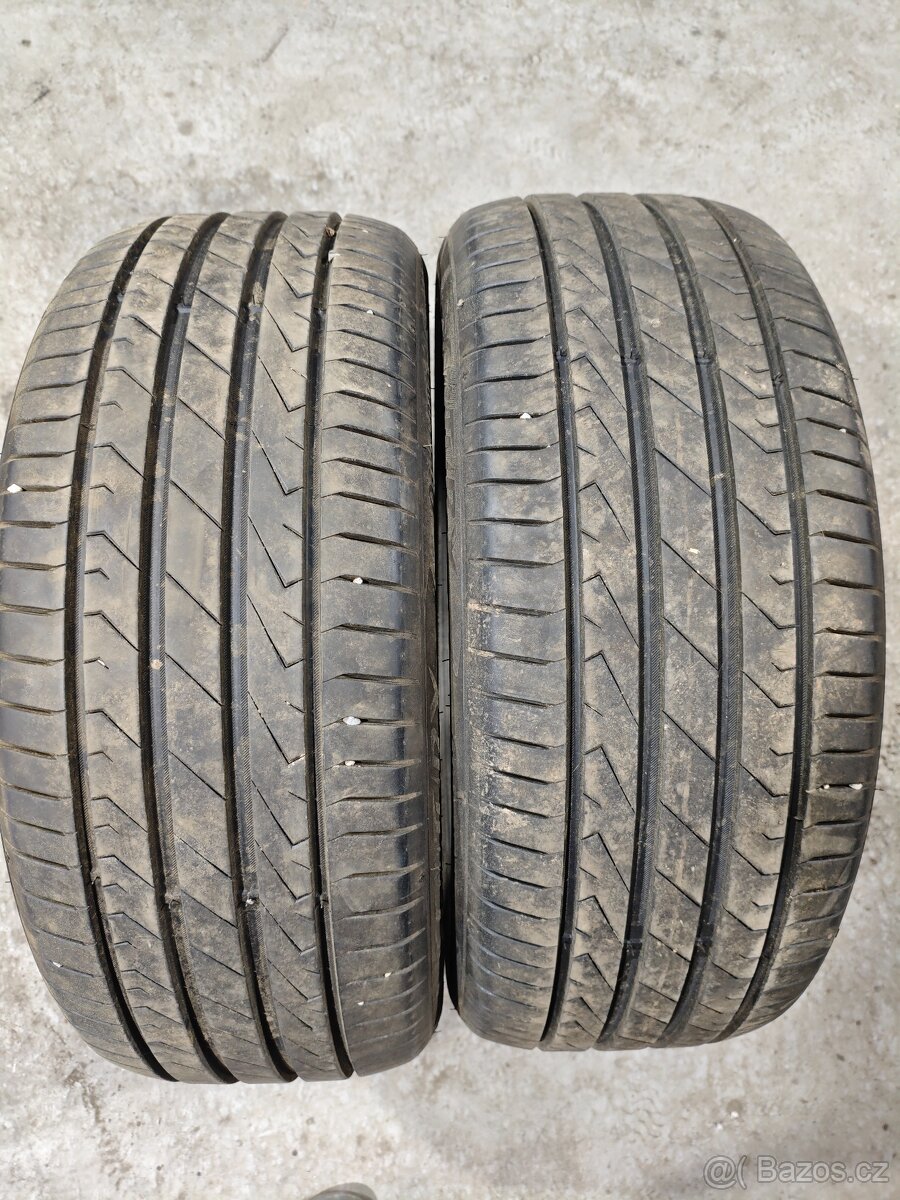 Letní pneu 235/45/18 - 2