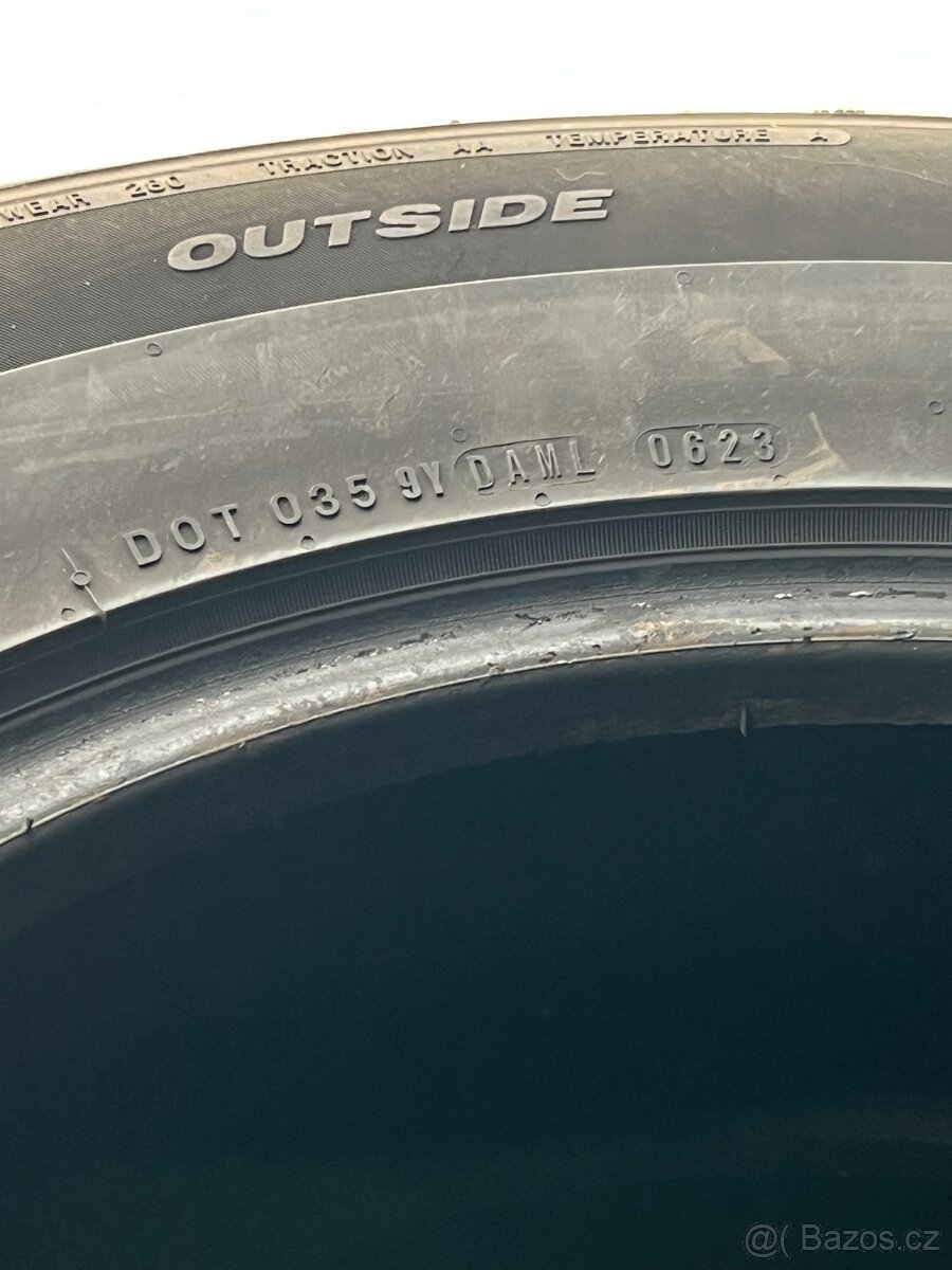 Letní pneu Nexen 235/65r17 - 2