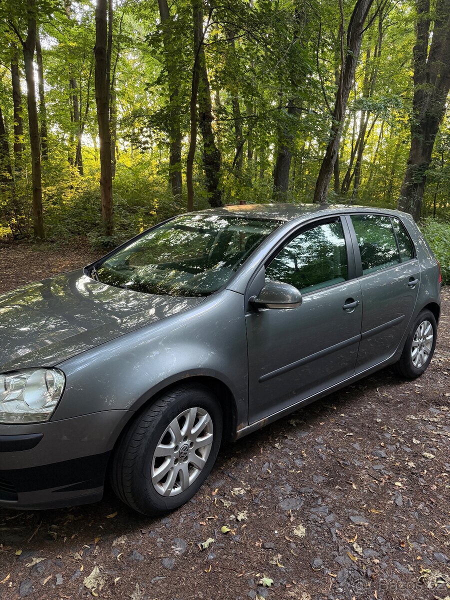 Volkswagen Golf V - 2