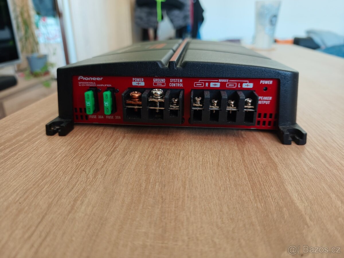 Zesilovač Pioneer GM-A5702 - 2