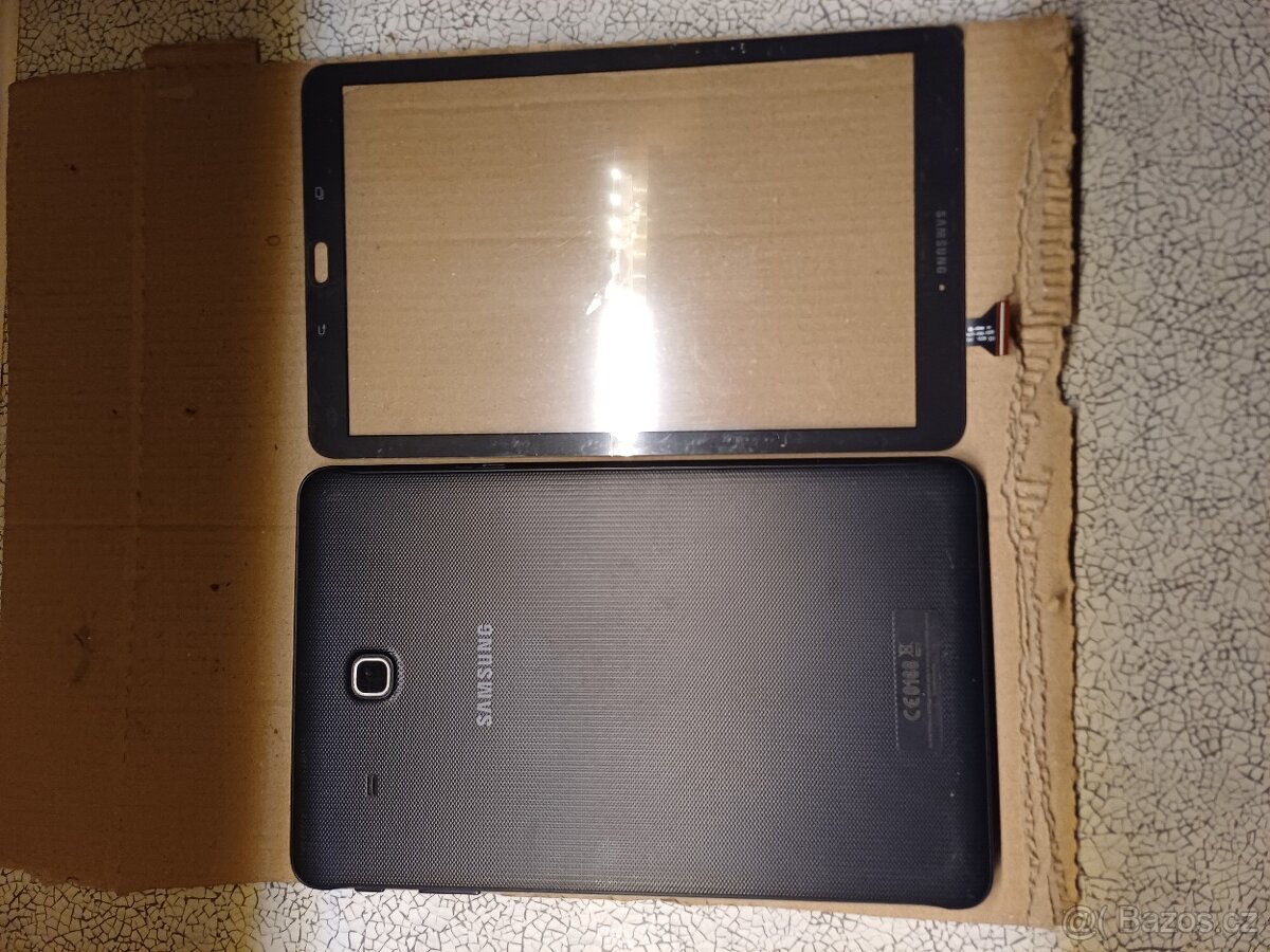 deska tabletu Samsung - 2