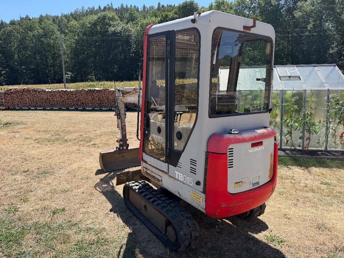 Minibagr Takeuchi TB015 - 2