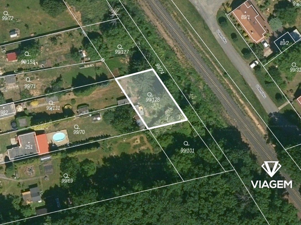 Zahrada 378 m² - 2
