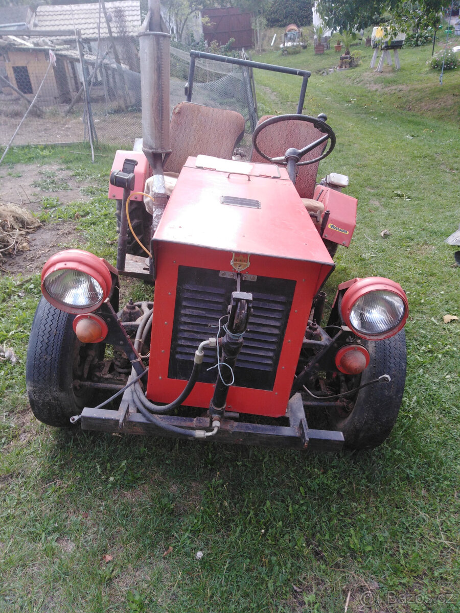 Malotraktor domácí výroby - 2