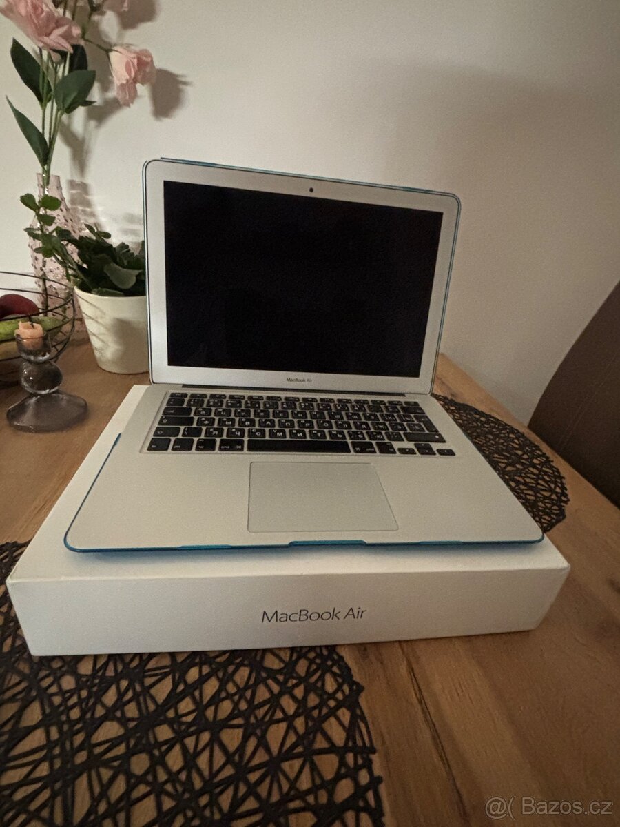 MacBook Air - 2