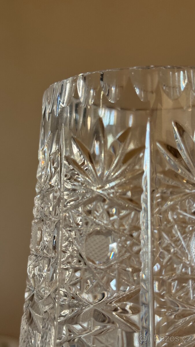 Ručně broušená křišťálová váza Liběchovská elegance, -50% - 2