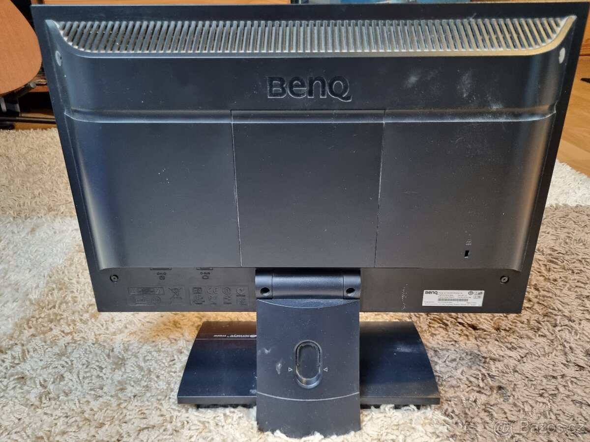 Monitor BENQ FP202W, nefunkční - 2