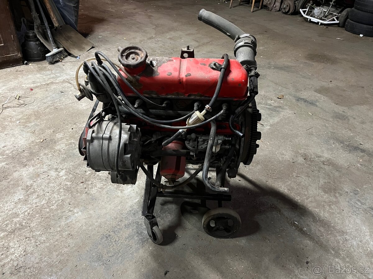 Škoda 110R motor - 2