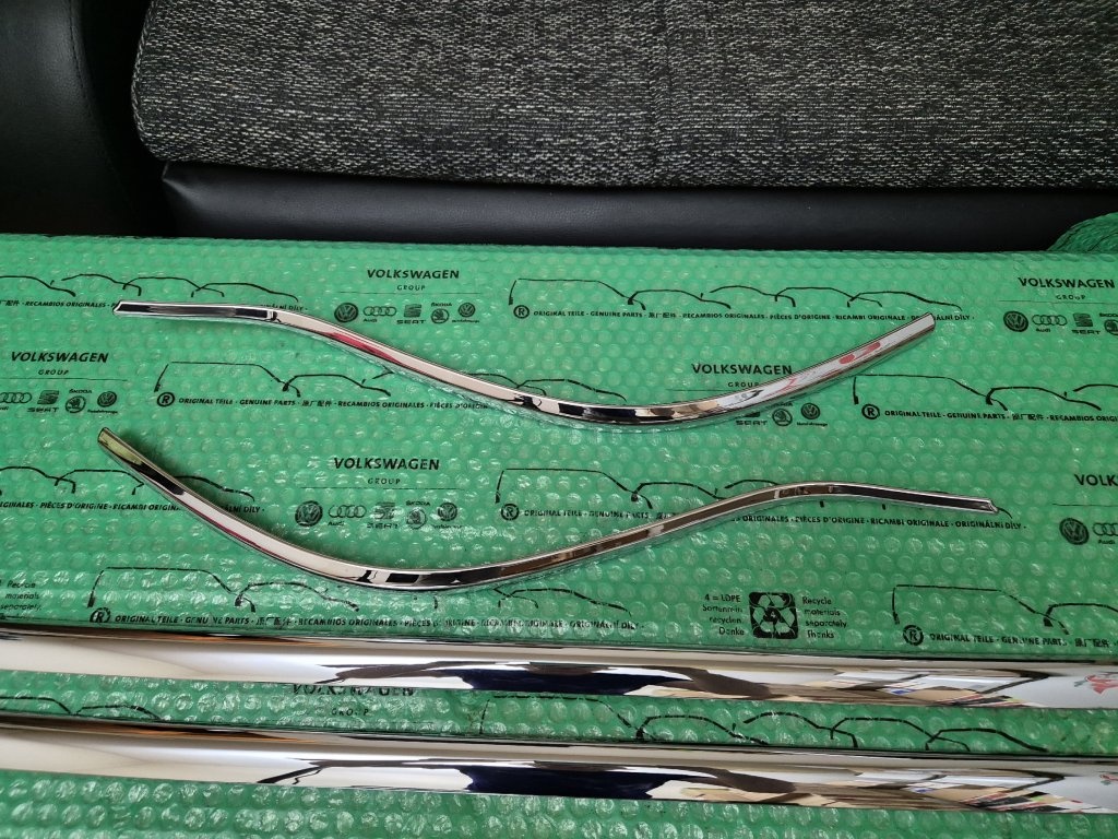 exteriérový styling kit (dekorační kit) chrom Nissan Juke (F - 2