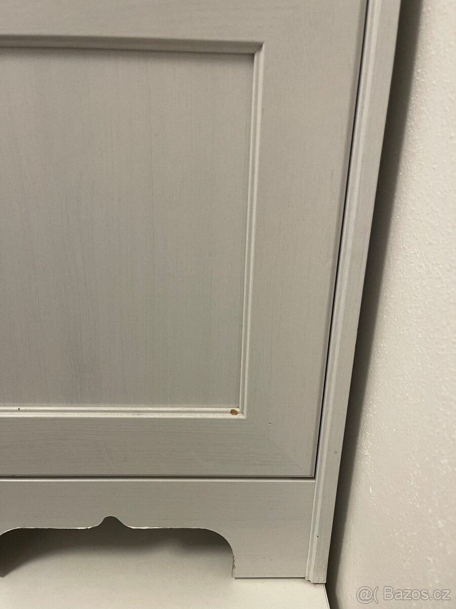 Noční stolek - dvířka - 2