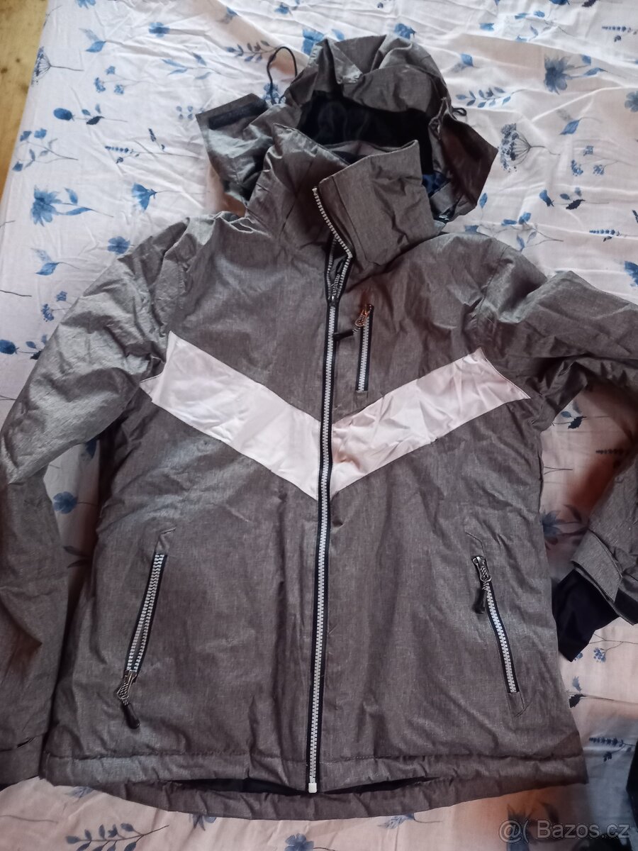 lyžařska souprava na lyže - 2