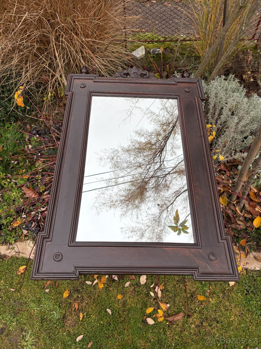 Krásné staré zrcadlo - 2