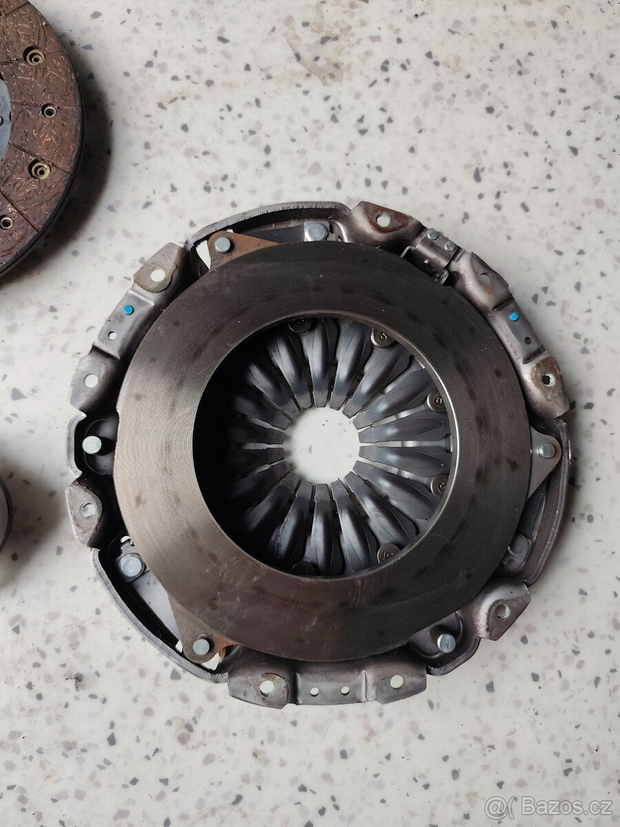 Kia Sorento-spojková sada - 2