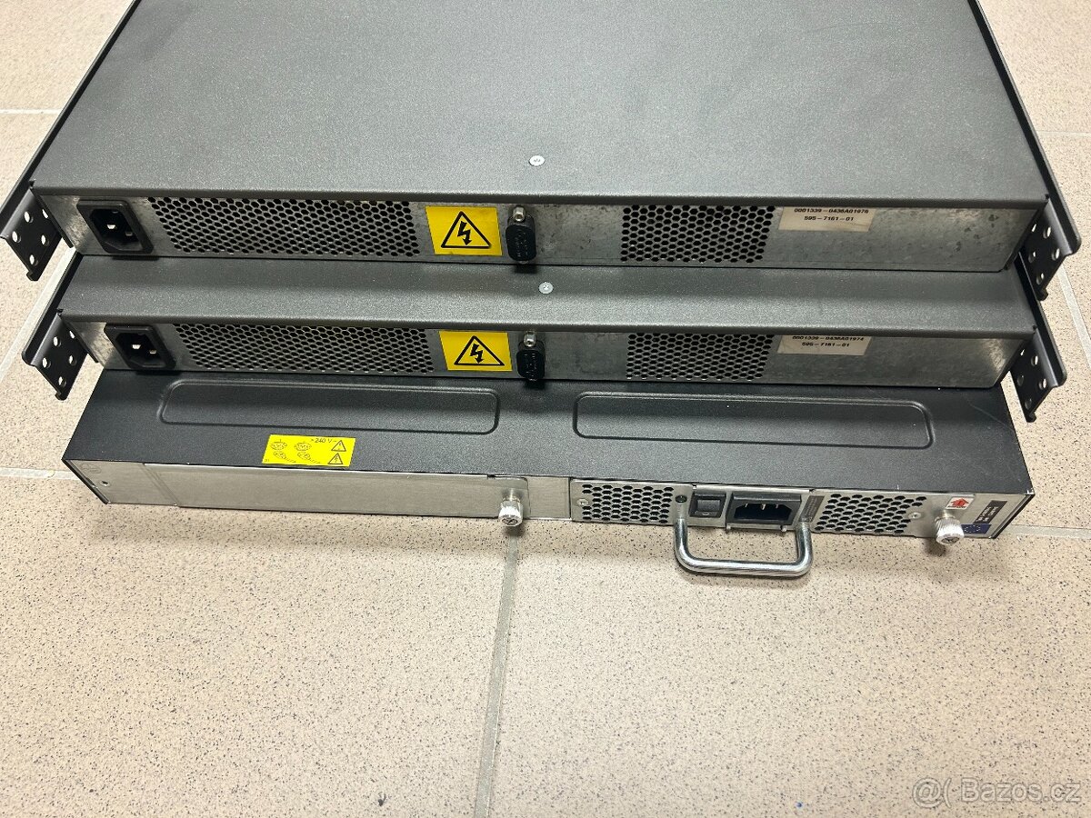 Optické switche Sphereon 4300 a IBM 24B-5 - 2