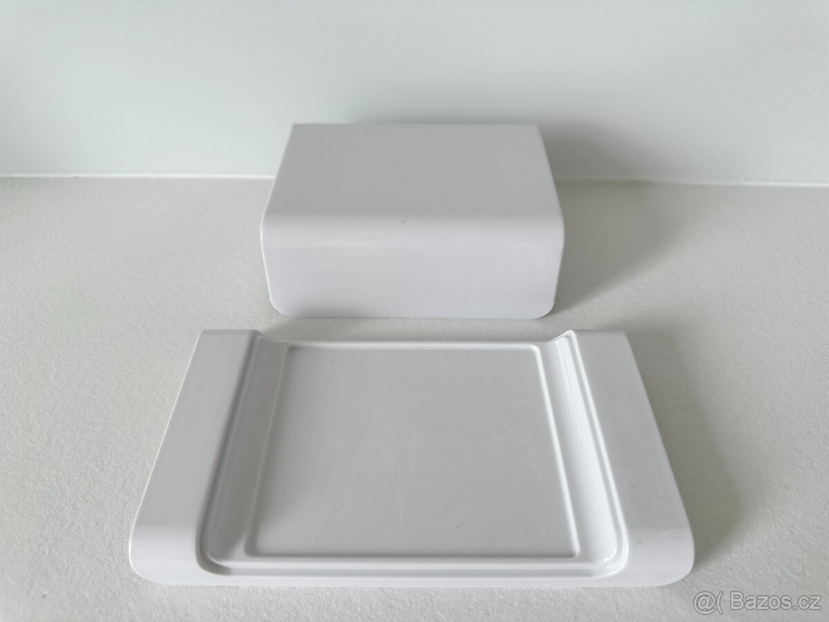bílá plastová dóza na máslo - 2
