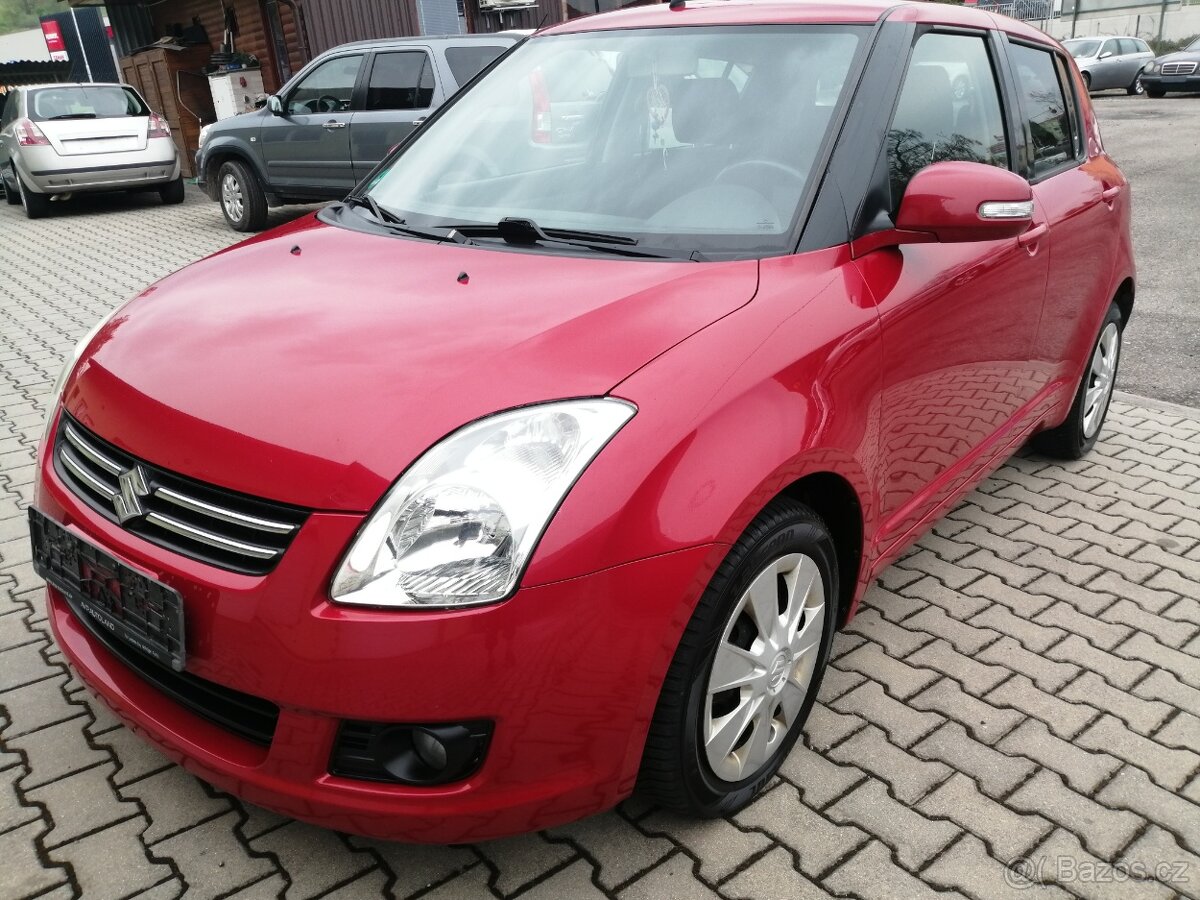 Swift 1,3 benzín 5x dveře - facelift - 2