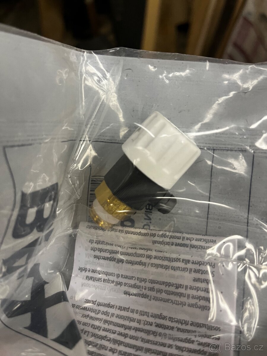 Baxi pojistný a vypouštěcí ventil - 2