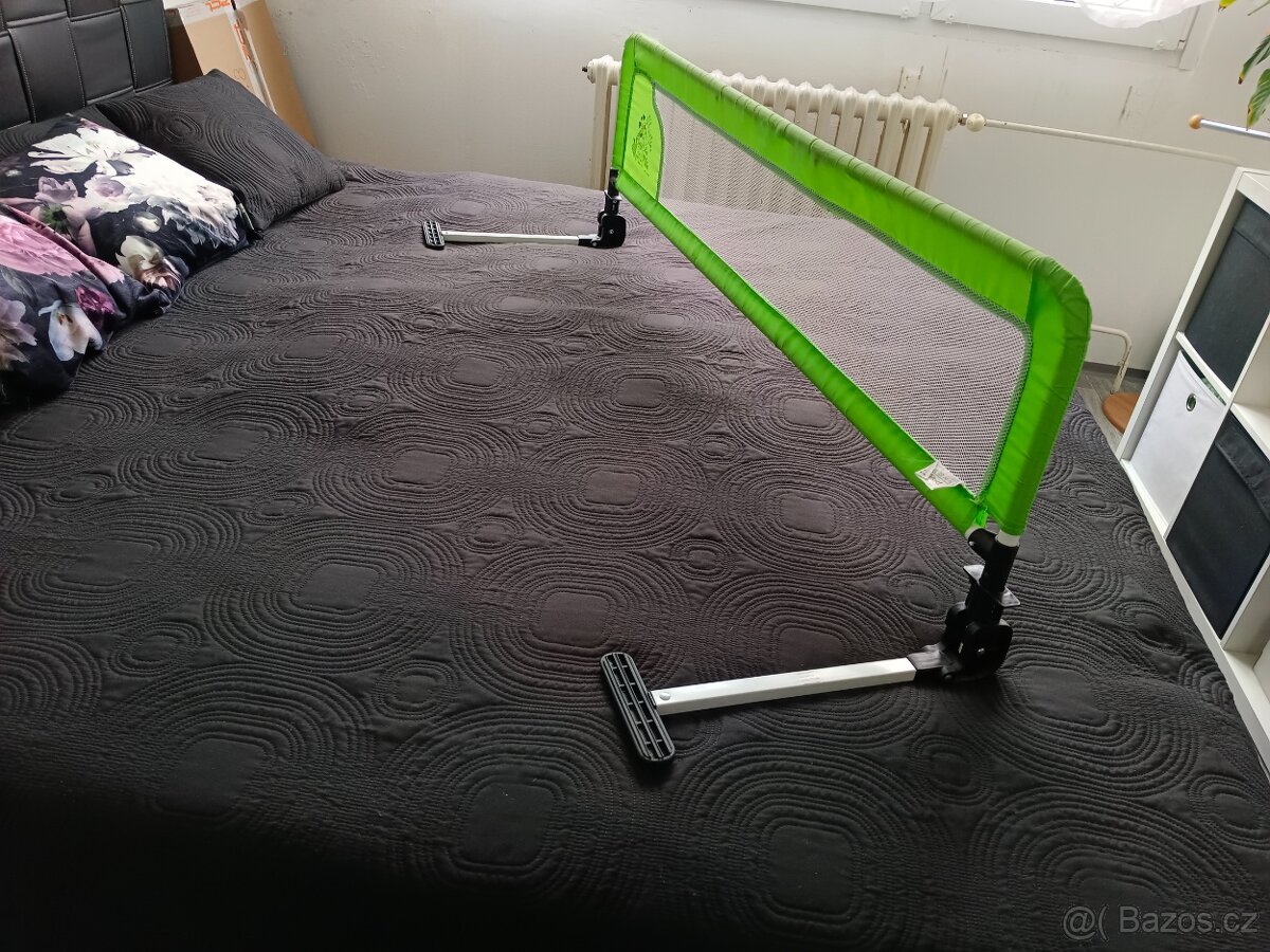 Zábrana k dětské posteli - 2