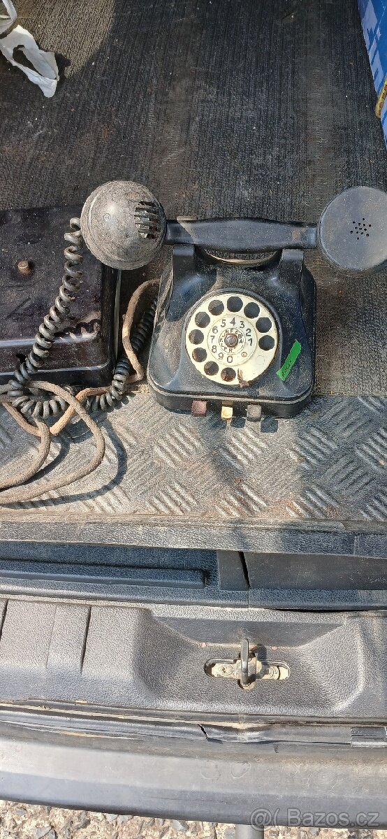 Starý telefon/pobočka/ - 2