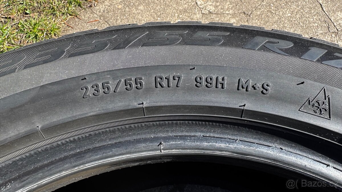 Zimní pneumatiky 235/55 R17 - 2