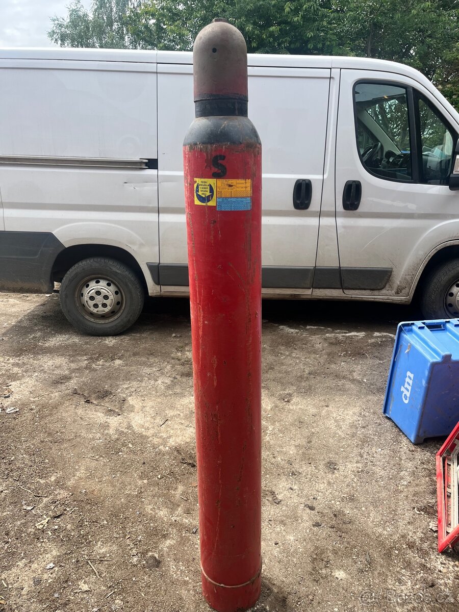 Lahev CO2 hasičák sváření - 2