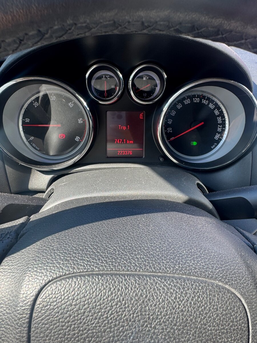 Opel astra J 1.7 CDTi - 2