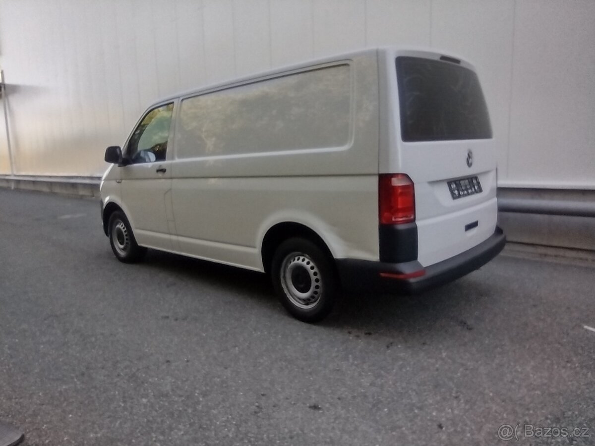 VW Transporter T6 2.0TDI - 2