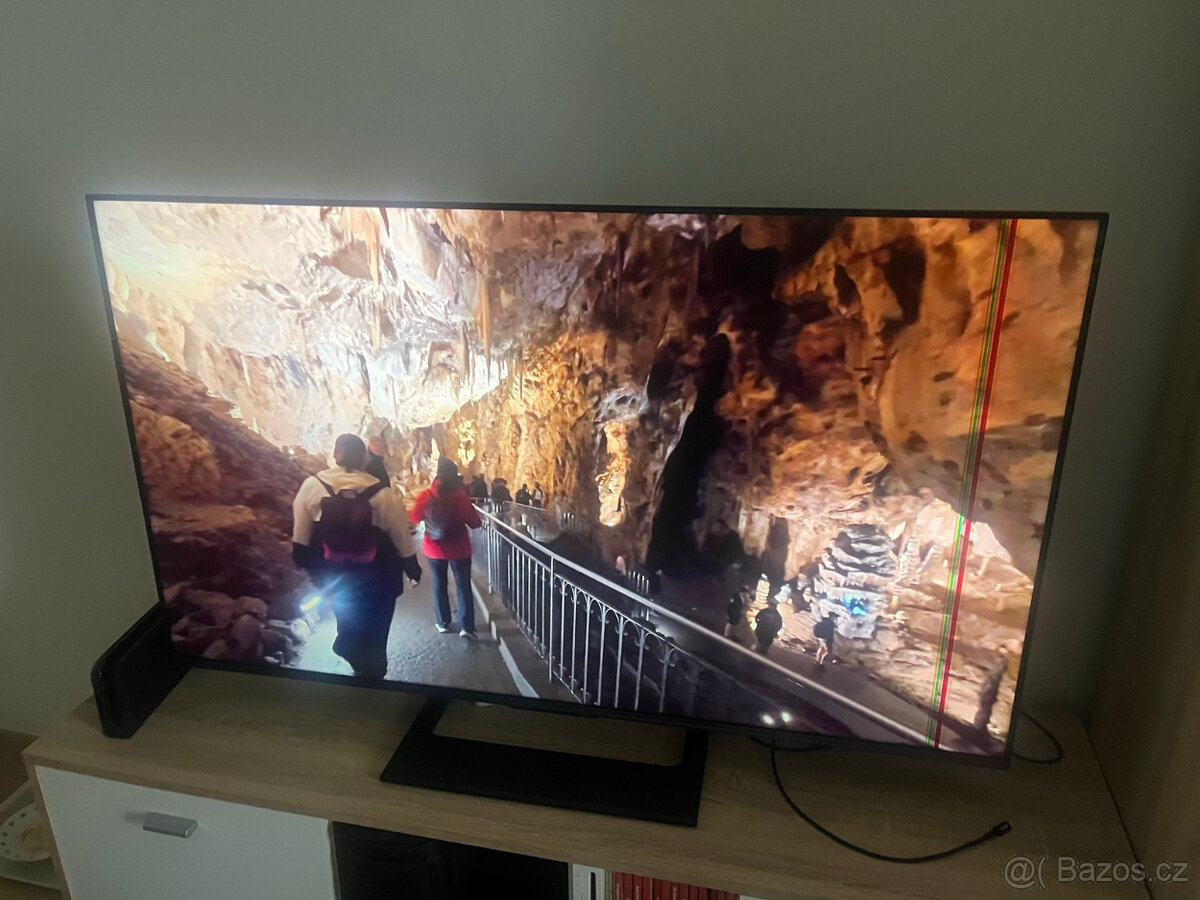 Na ND - TV Hisense 50U7Q - 2