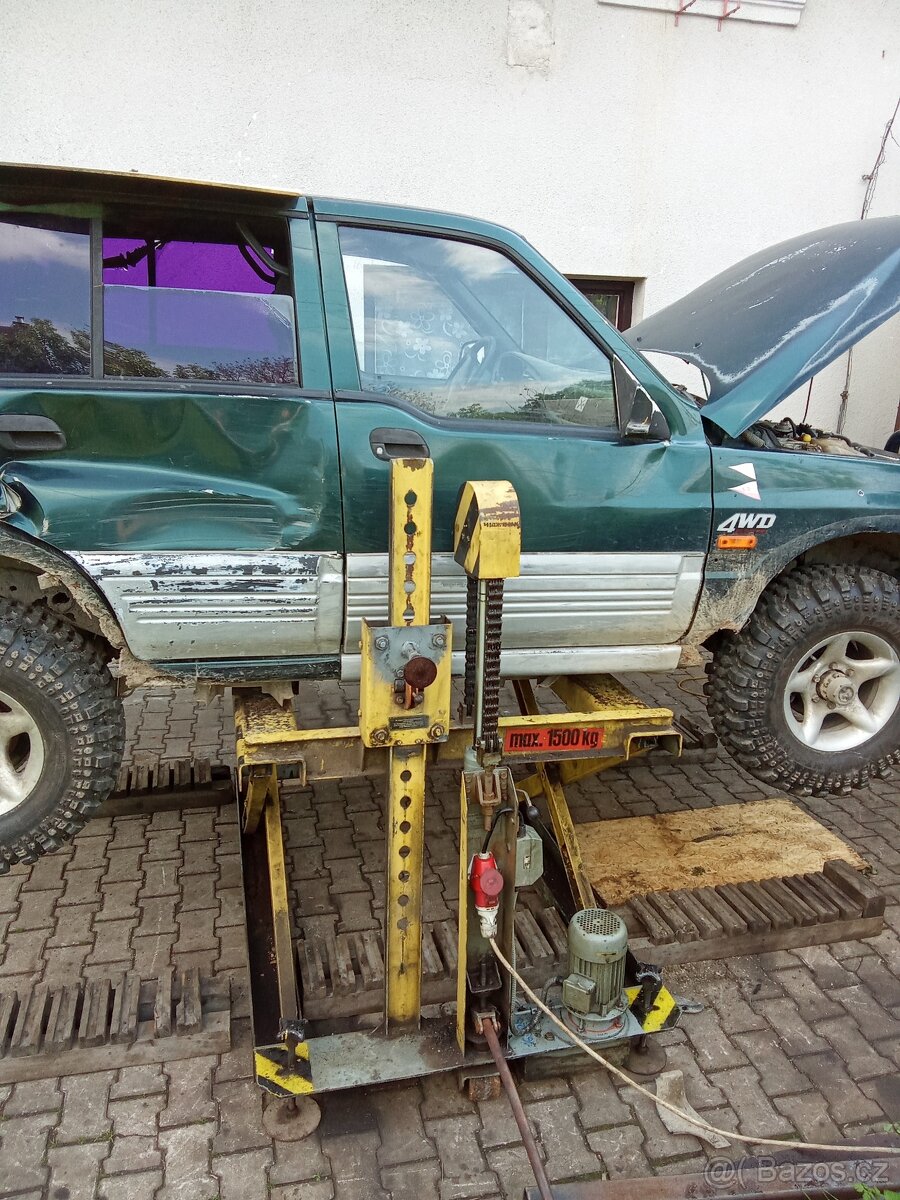 Nůžkový zvedák DDR záruka 2roky - 2