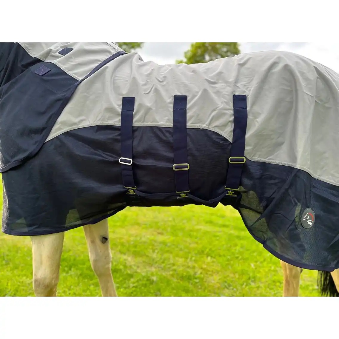 Deka síťovaná HKM Rain Comfort s krkem a laclem pod břicho - 2