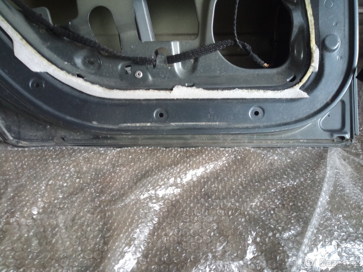 zadní levé dveře Peugeot 307 sw - 2