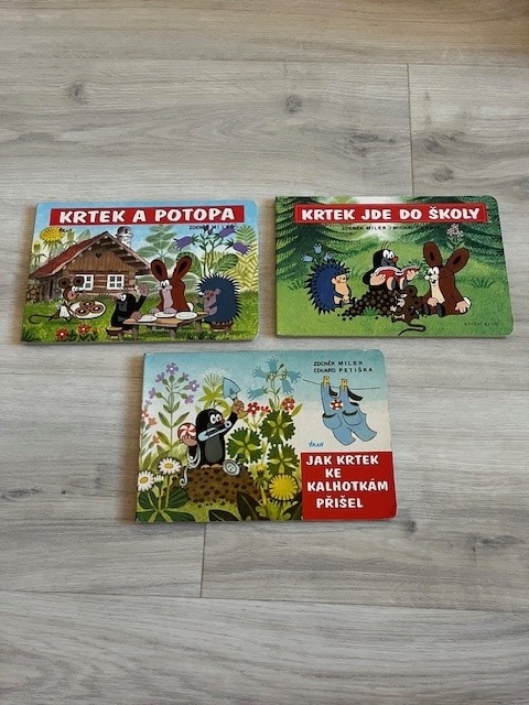 Retro hračky pro děti, knížky - 2