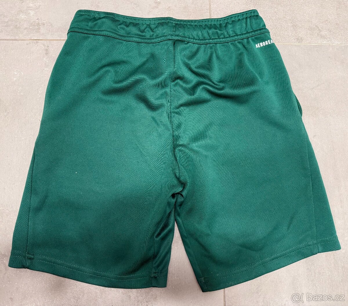 Sportovní kraťasy Adidas, vel. 140 cm - 2