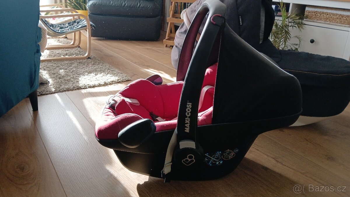 Autosedačka Maxi Cosi - 2