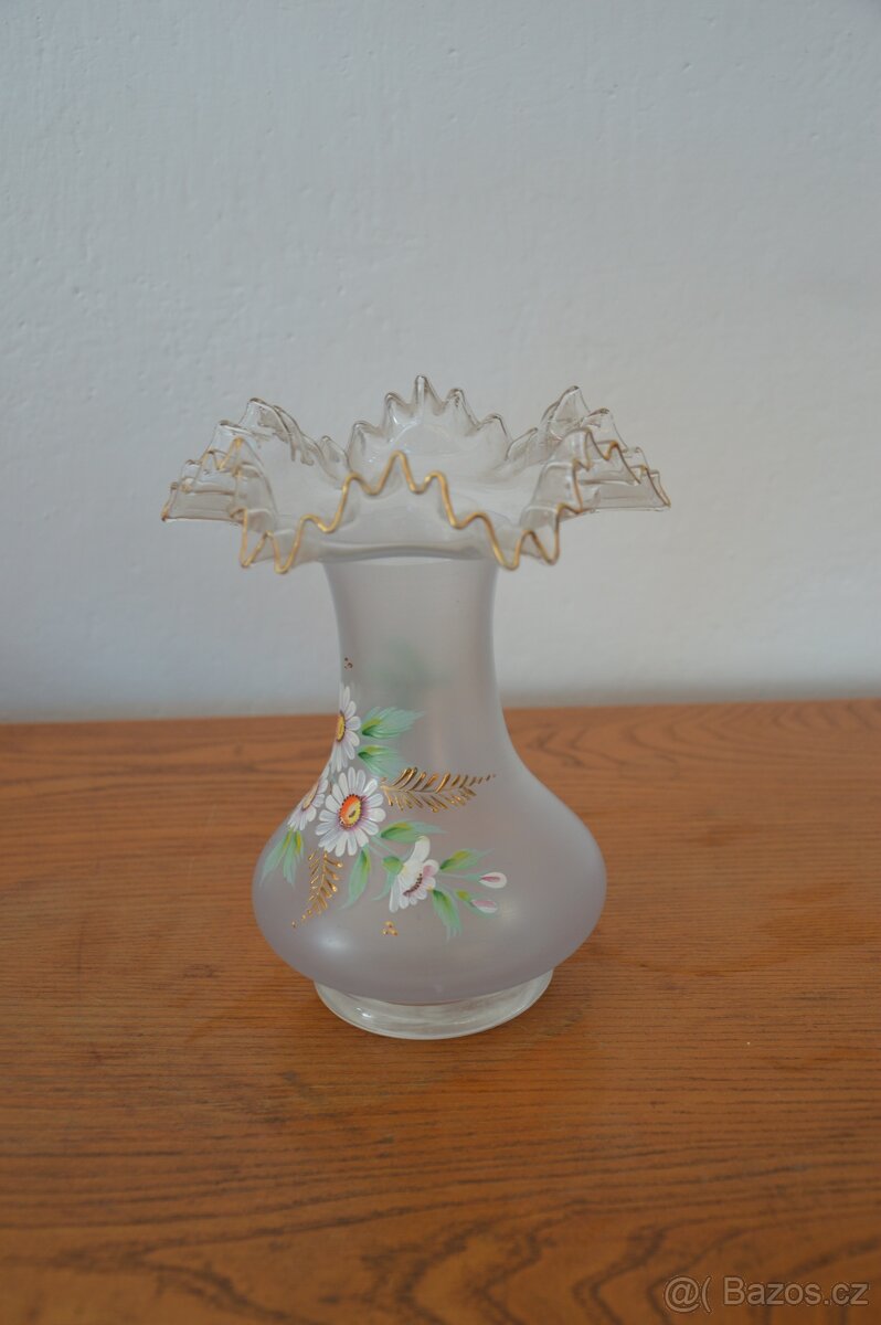 Starožitná skleněná váza - 2