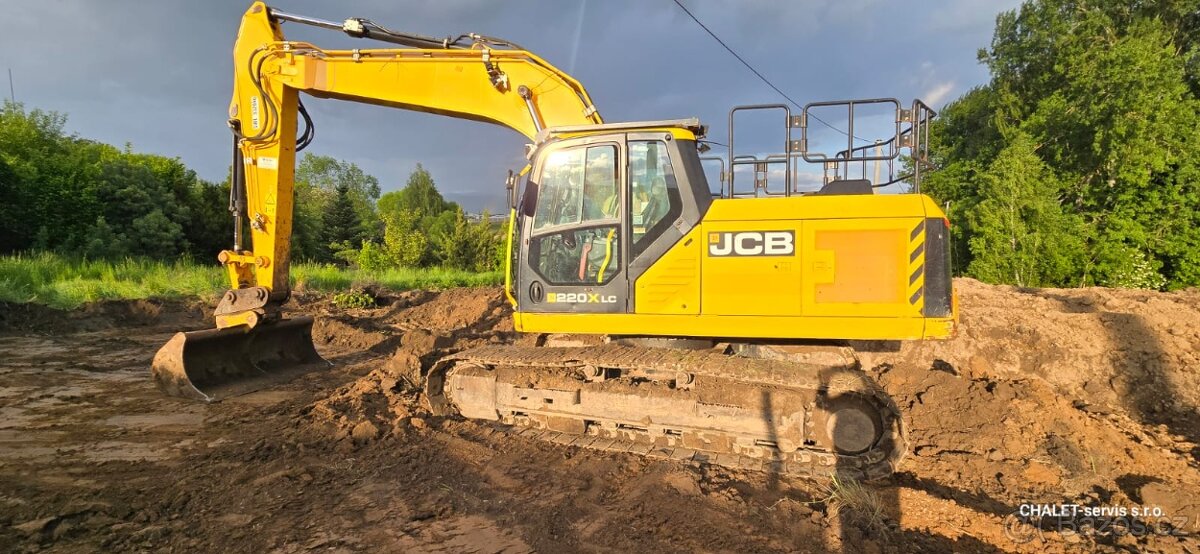 Pásový bagr JCB 220X L, rok výroby 2018, 7486 motohodin - 2