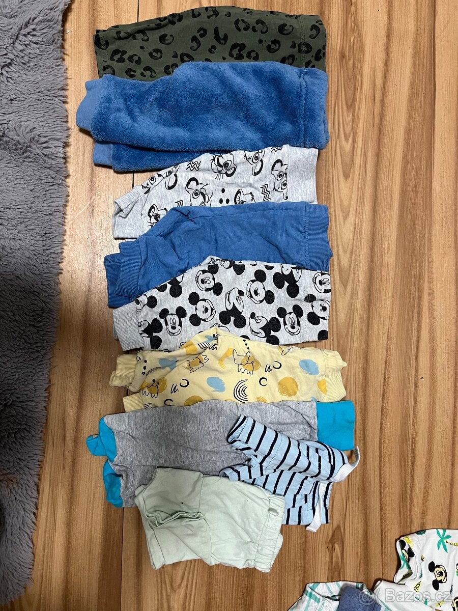 Balíček oblečení velikost 62 - 2